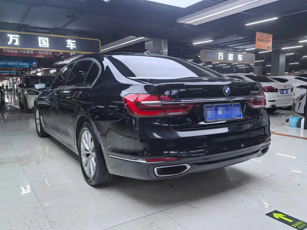 BMW 7 Series 2016 730Li Leading Edition