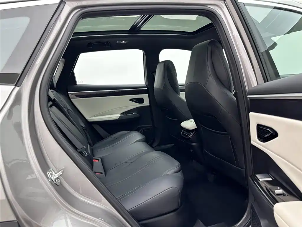 Galaxy L7 2024 Model 1.5T 115km MAX Longteng Edition
