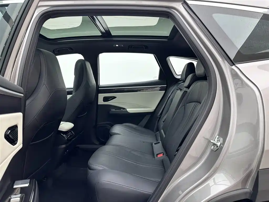 Galaxy L7 2024 Model 1.5T 115km MAX Longteng Edition