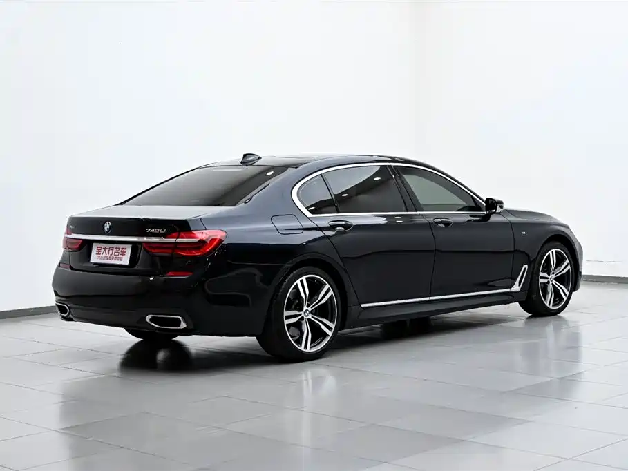 BMW 7 Series 2018 740Li xDrive Luxury Edition M Sport Package
