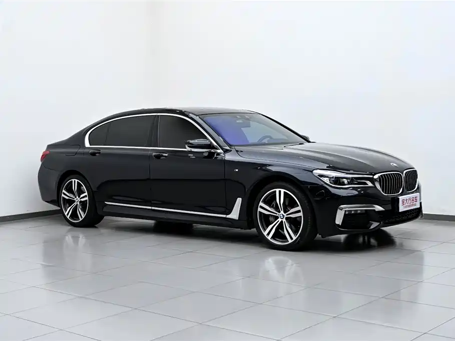 BMW 7 Series 2018 740Li xDrive Luxury Edition M Sport Package