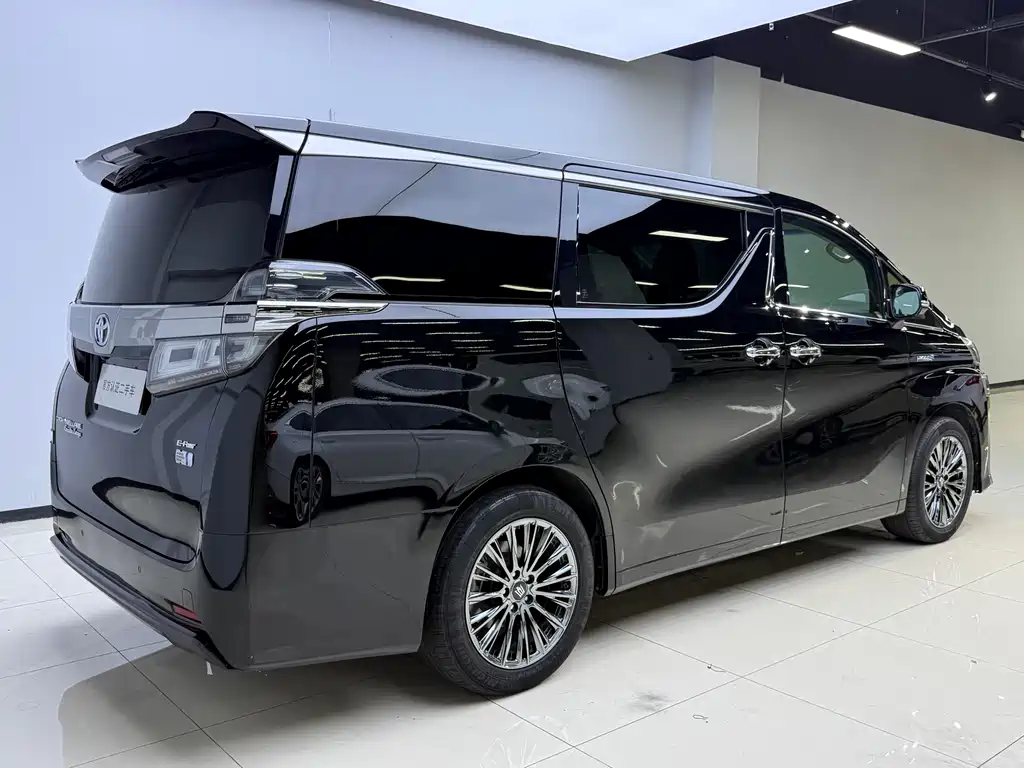 Camry 2021 2.5L HV Luxury Edition