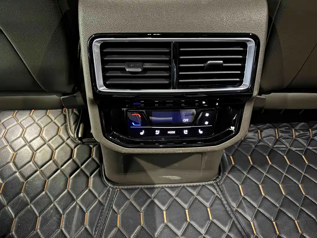 Viloran 2023 Model Year Revised 380TSI Flagship Edition