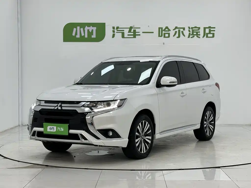 Outlander 2021 2.0L 2WD Enjoyment Edition 5-seat