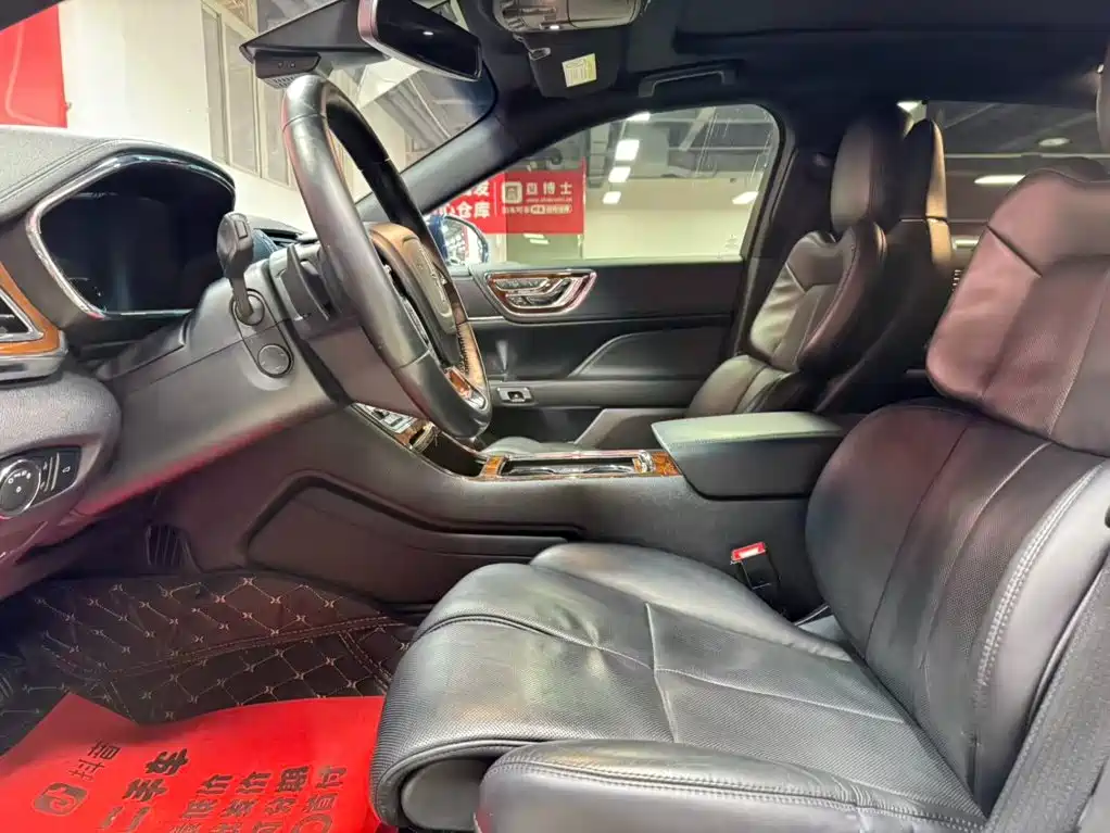 Lincoln Continental 2019 2.0T FWD尊耀版 National V