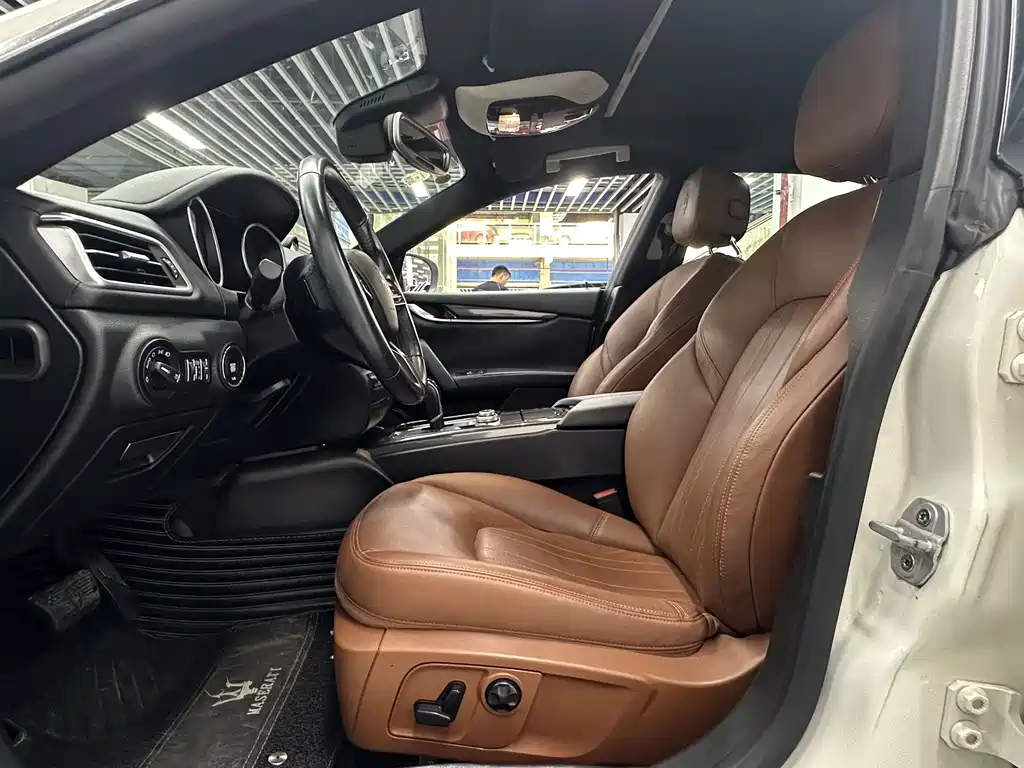 Ghibli 2018 Facelift 3.0T Standard Edition