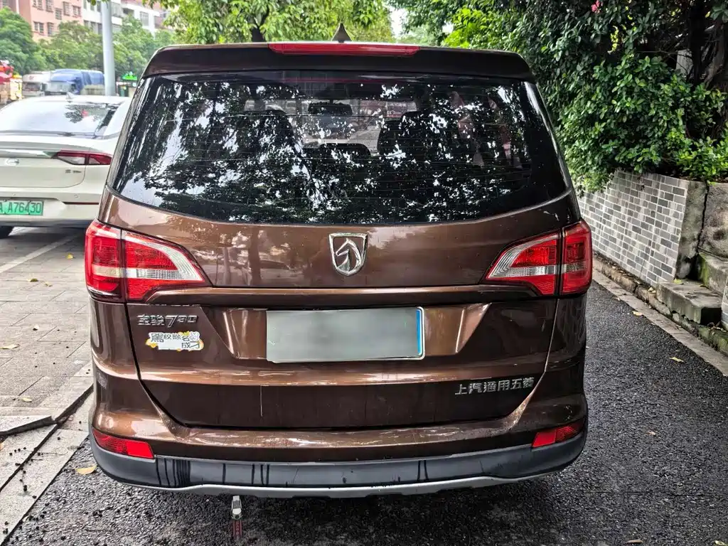 Baojun 730 2016 Model Year Revised 1.5L Manual Standard 7-Seat National Standard V