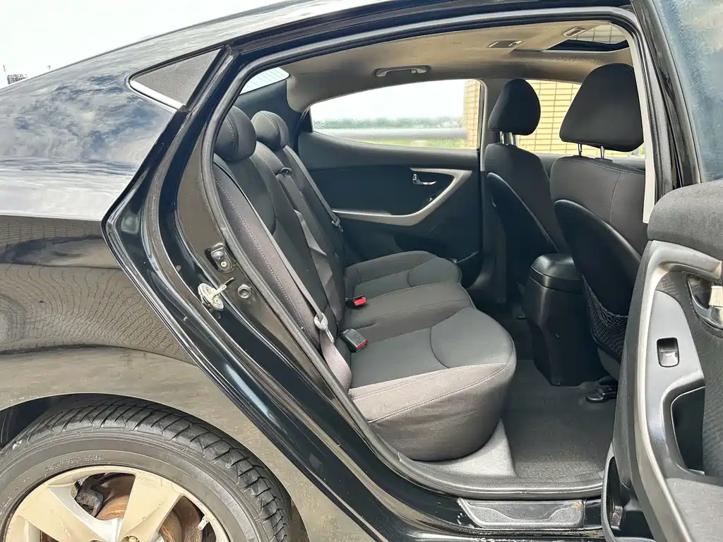 Langdong 2013 Model 1.6L Automatic Leading Edition