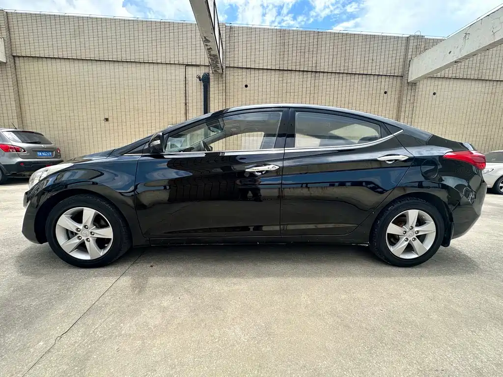 Langdong 2013 Model 1.6L Automatic Leading Edition