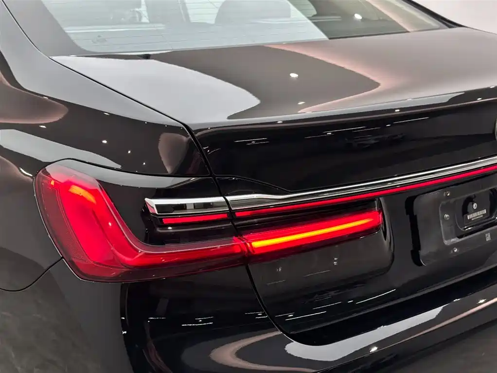 BMW 7 Series 2019 740Li Leading Edition Luxury Package