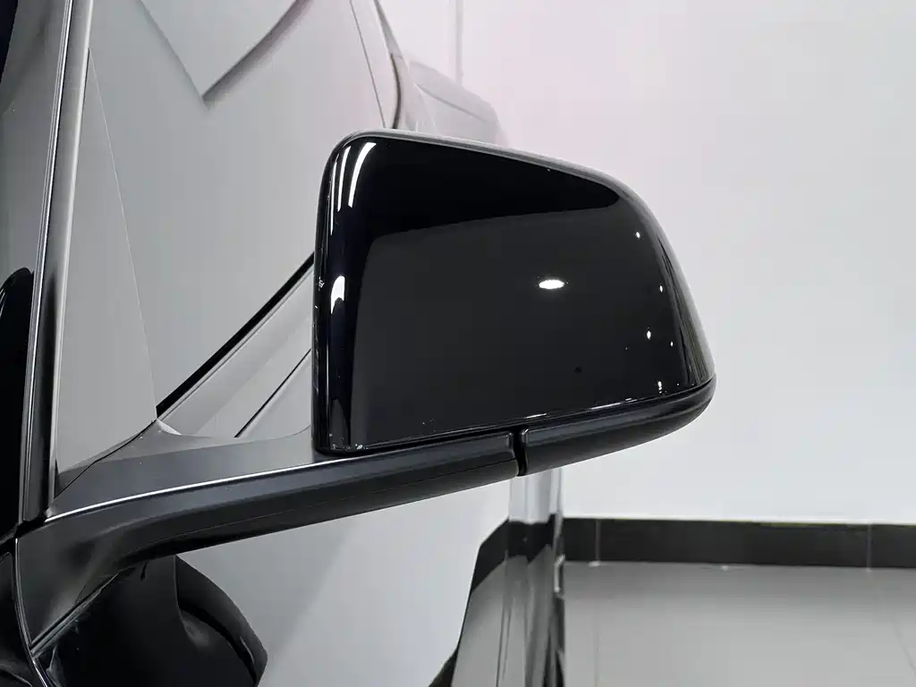 Model Y 2021 Standard Range Rear-Wheel Drive Edition