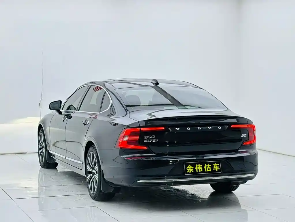Volvo S90 2021 B5 Intelligent Comfort Luxury Edition