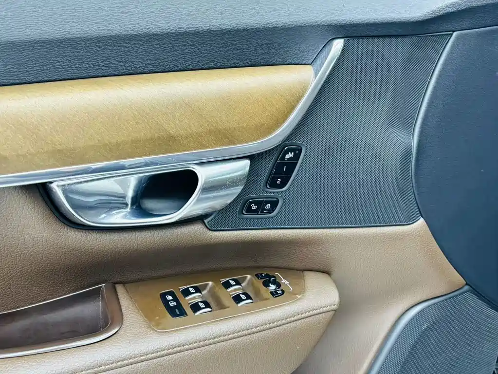 Volvo S90 2021 B5 Intelligent Comfort Luxury Edition