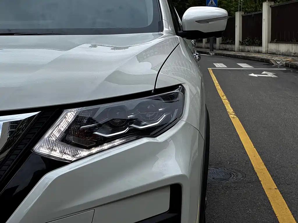 2025 Qashqai Honor 2.0L FWD Leading Edition