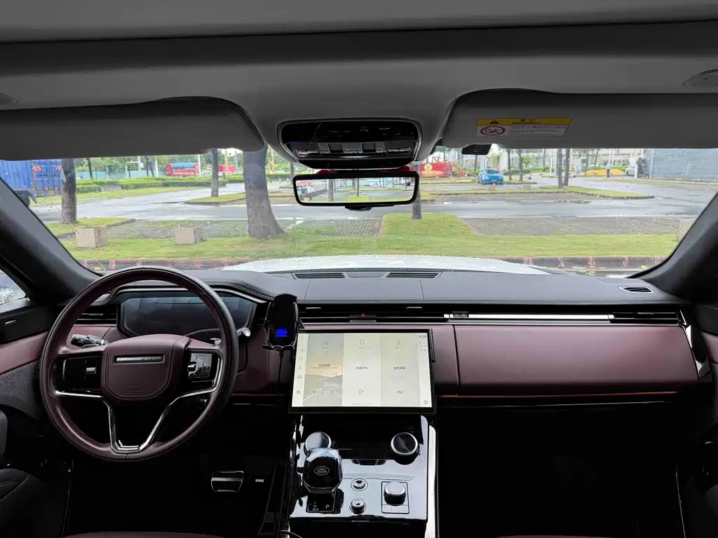 Range Rover Sport 2023 400PS Dynamic SE