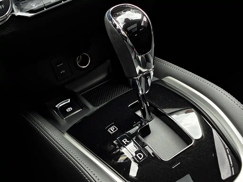 2025 Qashqai Honor 2.0L FWD Leading Edition