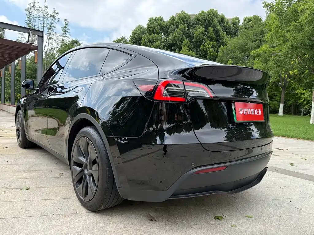 Model Y 2023 Rear-Wheel Drive Edition