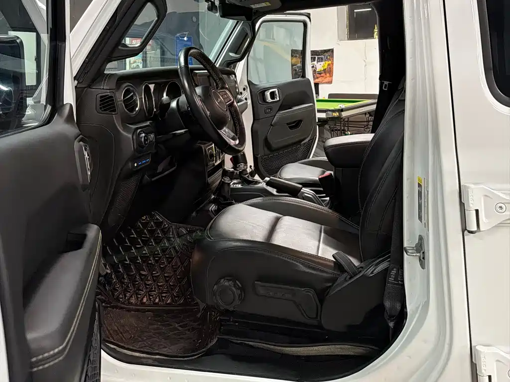 Jeep Compass New Energy 2021 4-Door 2.0T 4xe Sahara Pioneer Edition
