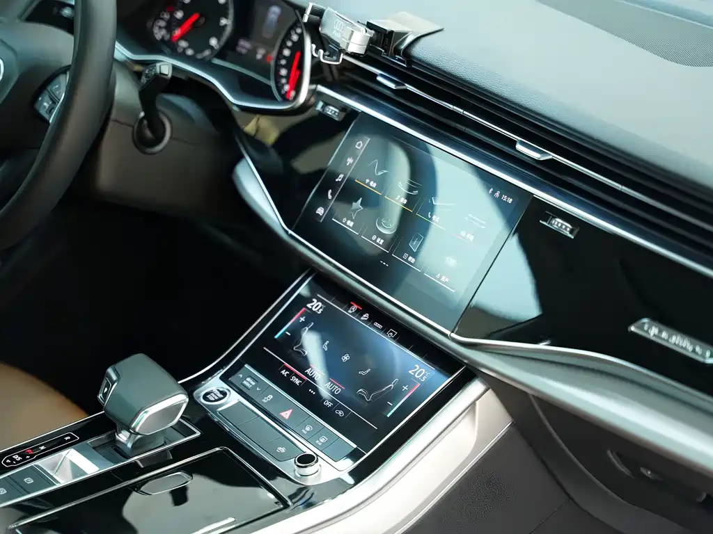 Audi Q8 2021 55 TFSI Luxury Dynamic Edition
