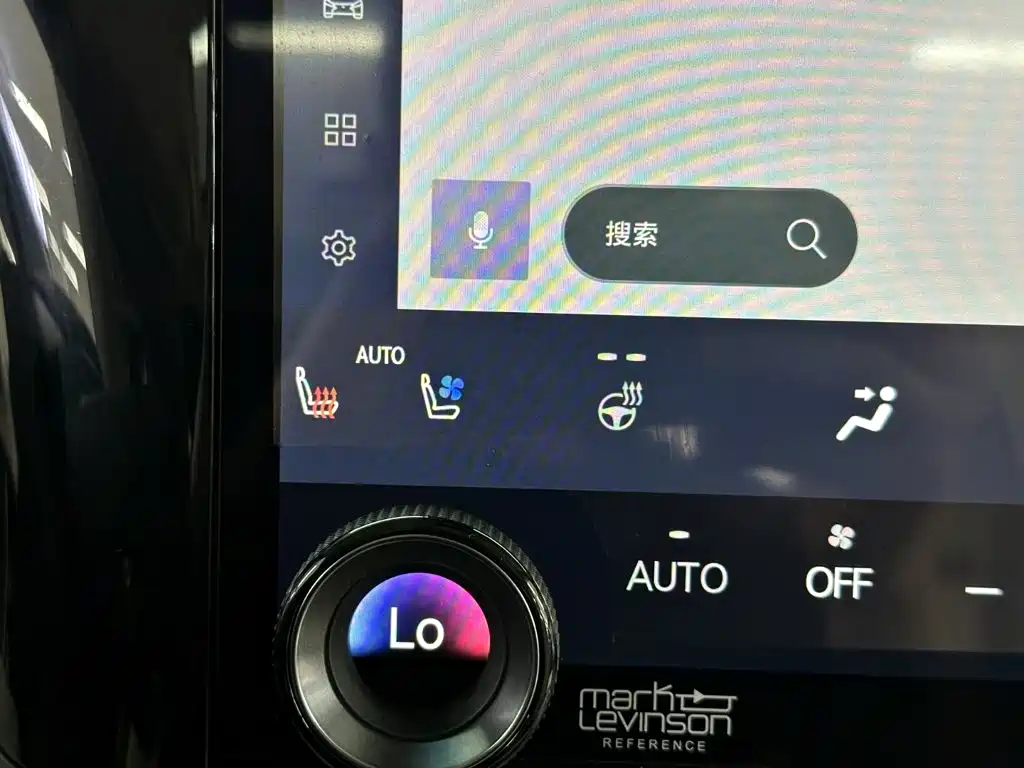 Lexus LM 2023 500h Six-Seater Grand Touring Edition