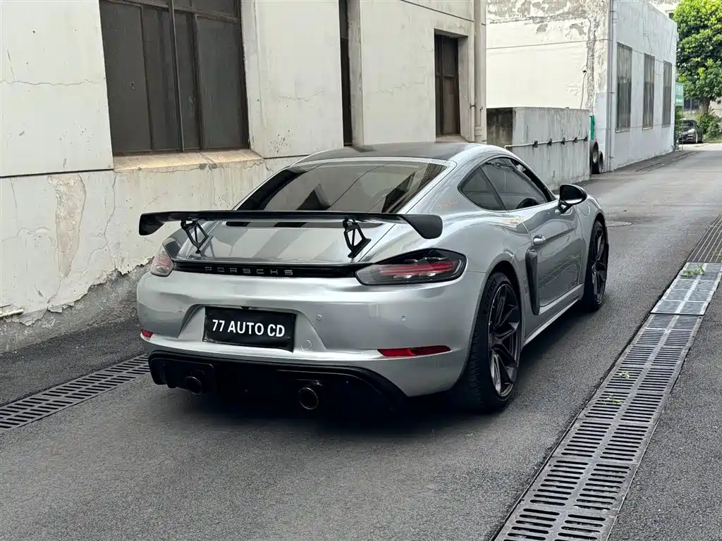 Porsche 718 Cayman 2.0T 2018 Model