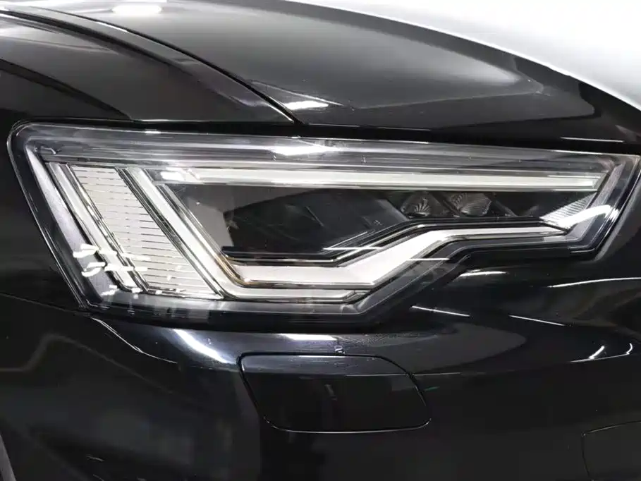 Audi A6L 2022 model 45 TFSI Premium Dynamic Edition
