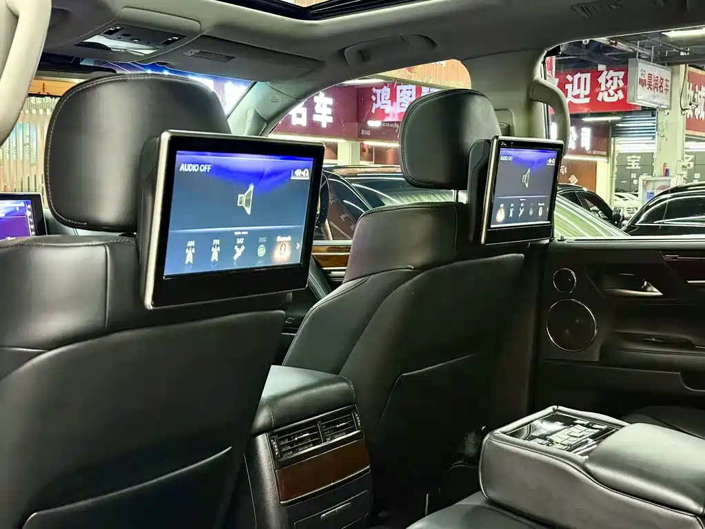 Lexus LX 2016 570 Dynamic Luxury Edition