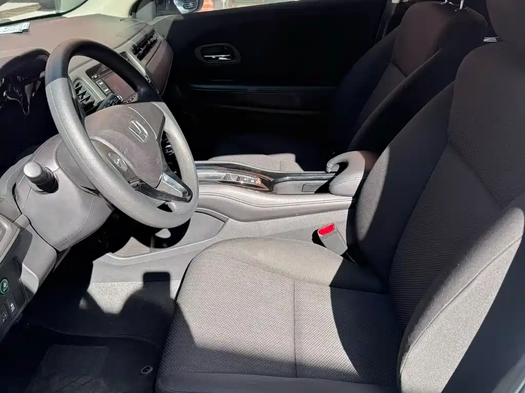 Vezel 2017 1.5L CVT Two-wheel Drive Comfort Edition
