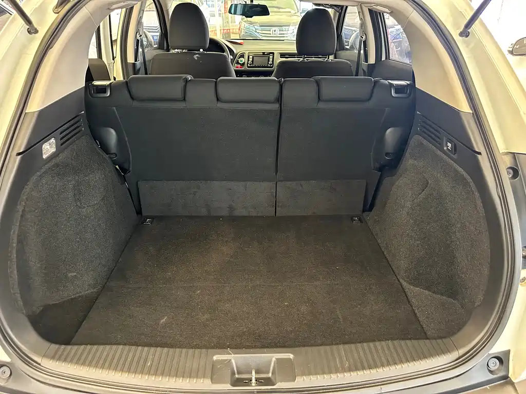 Vezel 2017 1.5L CVT Two-wheel Drive Comfort Edition