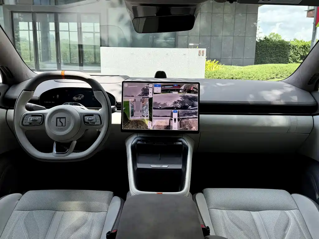 Jizhe 007 GT 2025 Edition Four-wheel Drive Intelligent Driving Version 75kWh