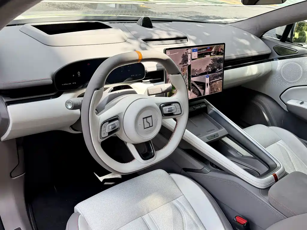 Jizhe 007 GT 2025 Edition Four-wheel Drive Intelligent Driving Version 75kWh