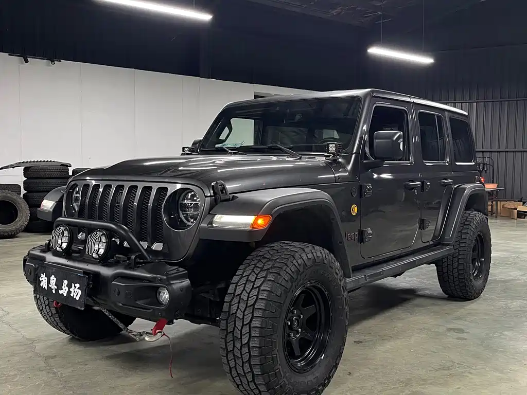 Jeep Wrangler 2019 2.0T Sahara Four-Door Edition National VI