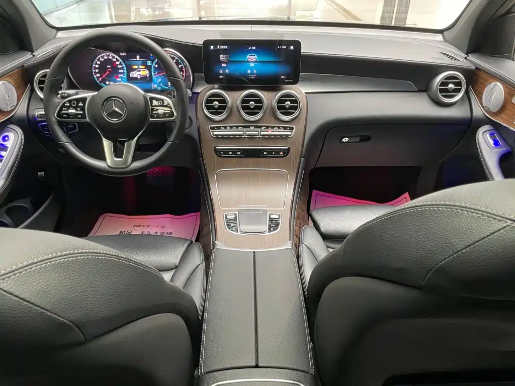 Mercedes-Benz GLC 2021 GLC 300 L 4MATIC Dynamic Edition