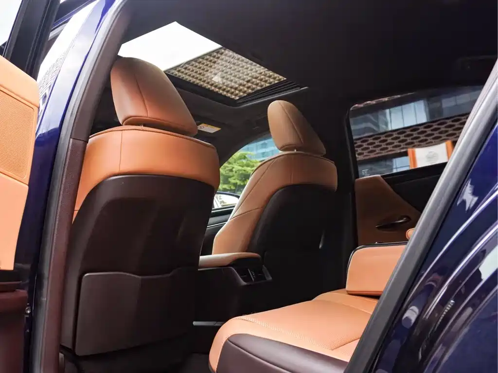 Lexus ES 2020 300h Excellence Edition