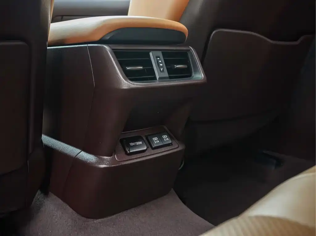 Lexus ES 2020 300h Excellence Edition