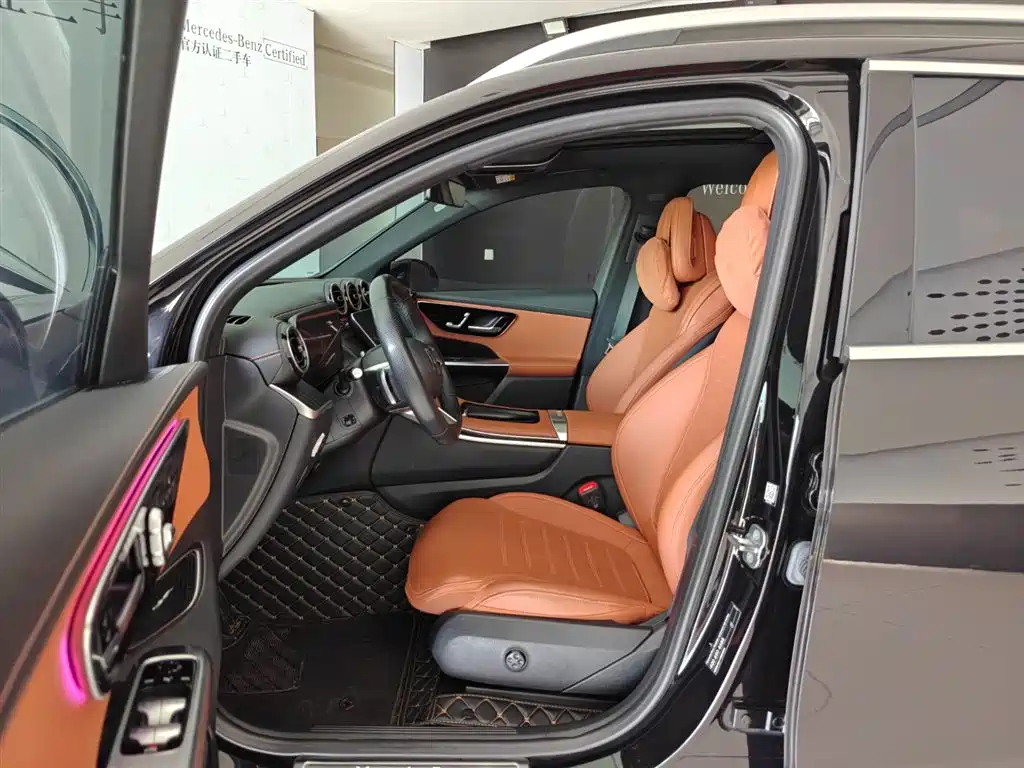 Mercedes-Benz GLC 2023 260 L 4MATIC Luxury 5-door