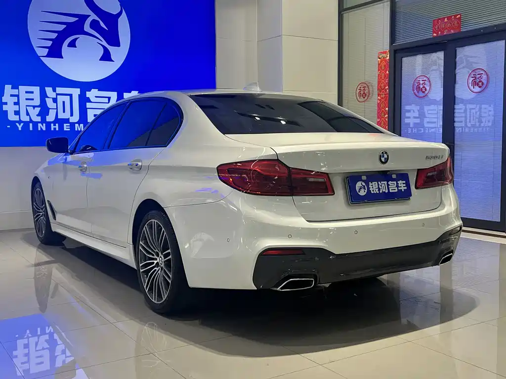 BMW 5 Series 2018 530Li Leading Edition M Sport Package