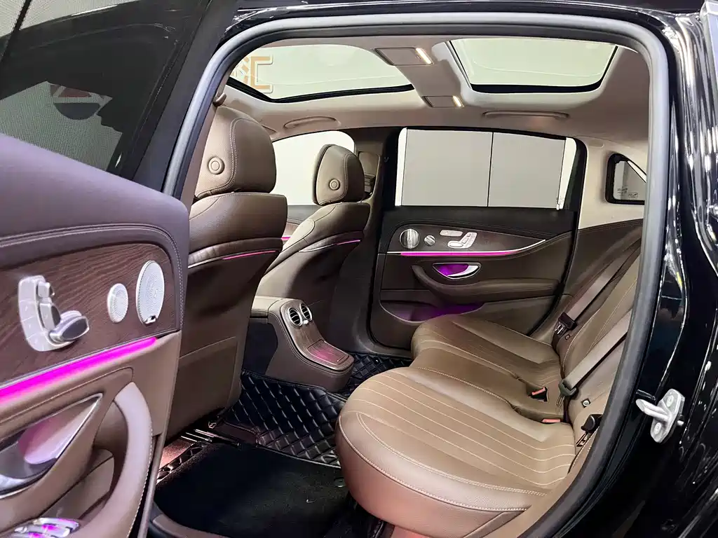 Mercedes-Benz E-Class 2022 Facelift 3 E 300 L Luxury Edition