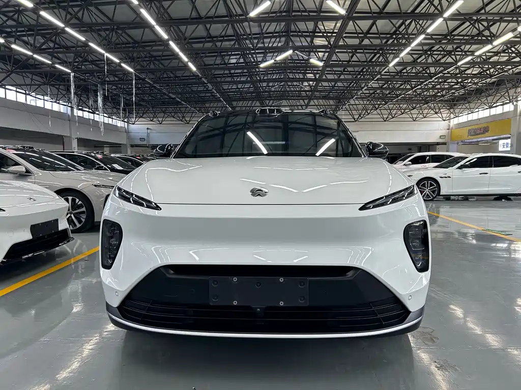 NIO ES8 2023 75kWh Executive Edition