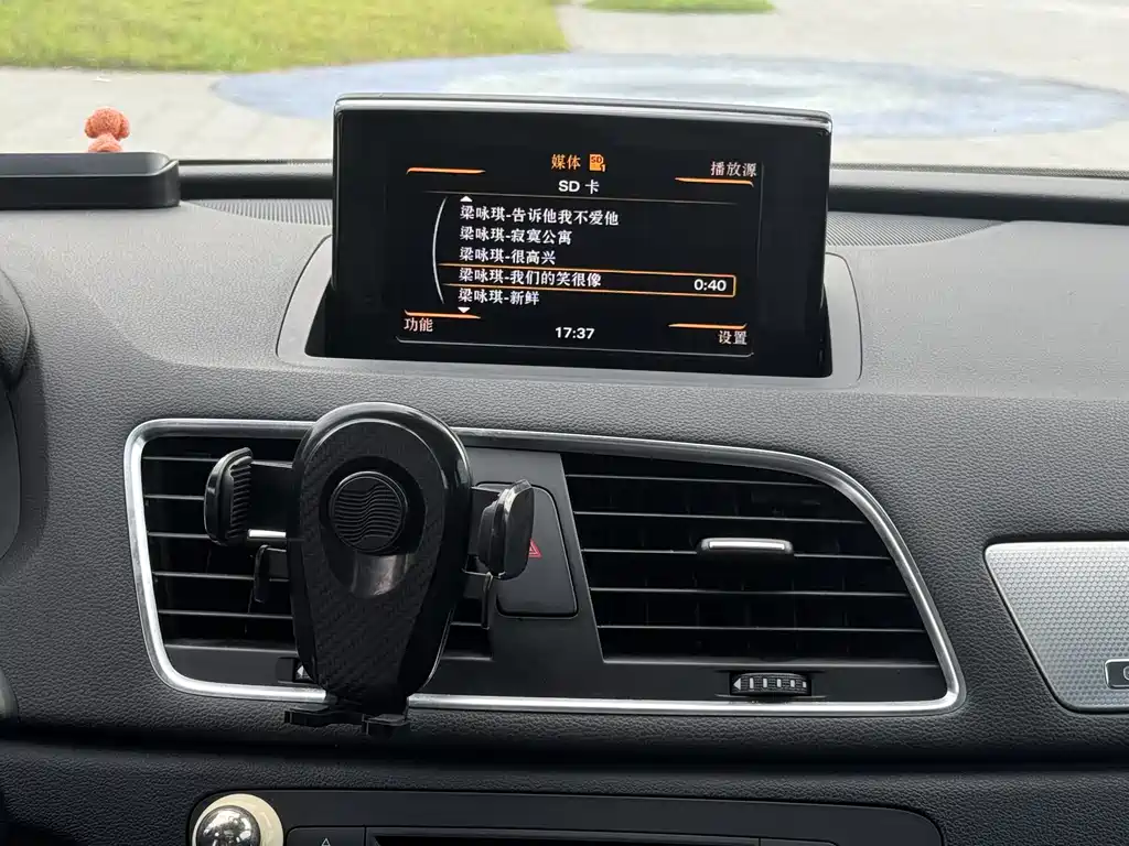 Audi Q3 2013 35 TFSI quattro Tech Line