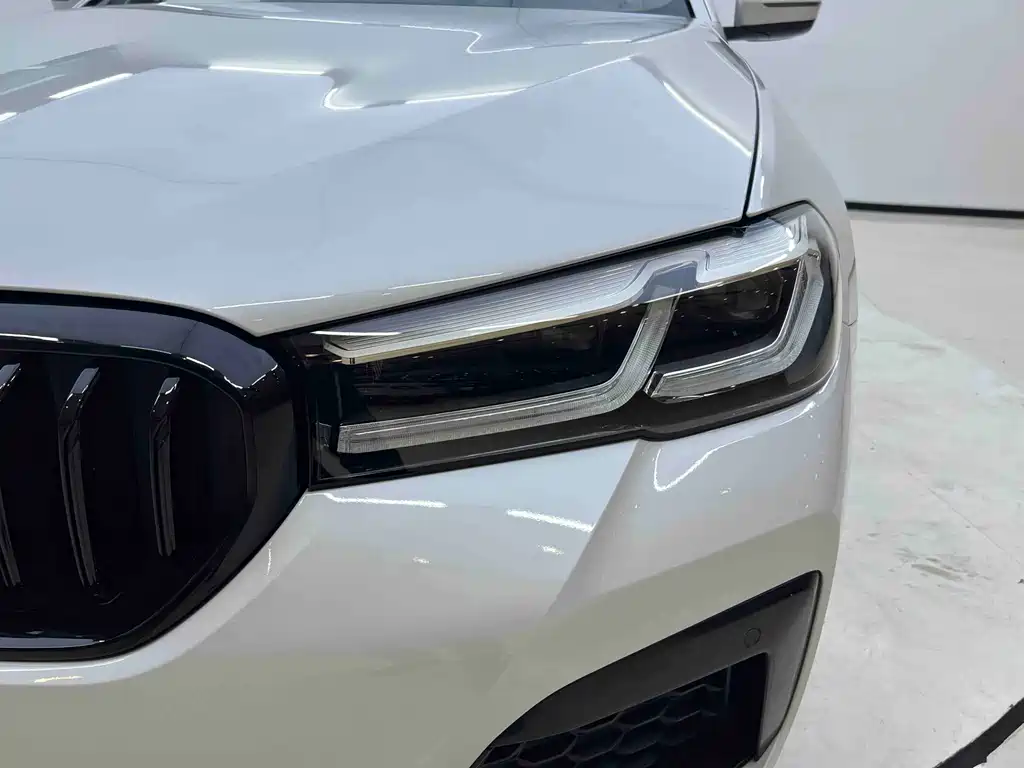 BMW 5 Series 2022 530Li Leading Edition M Sport Package