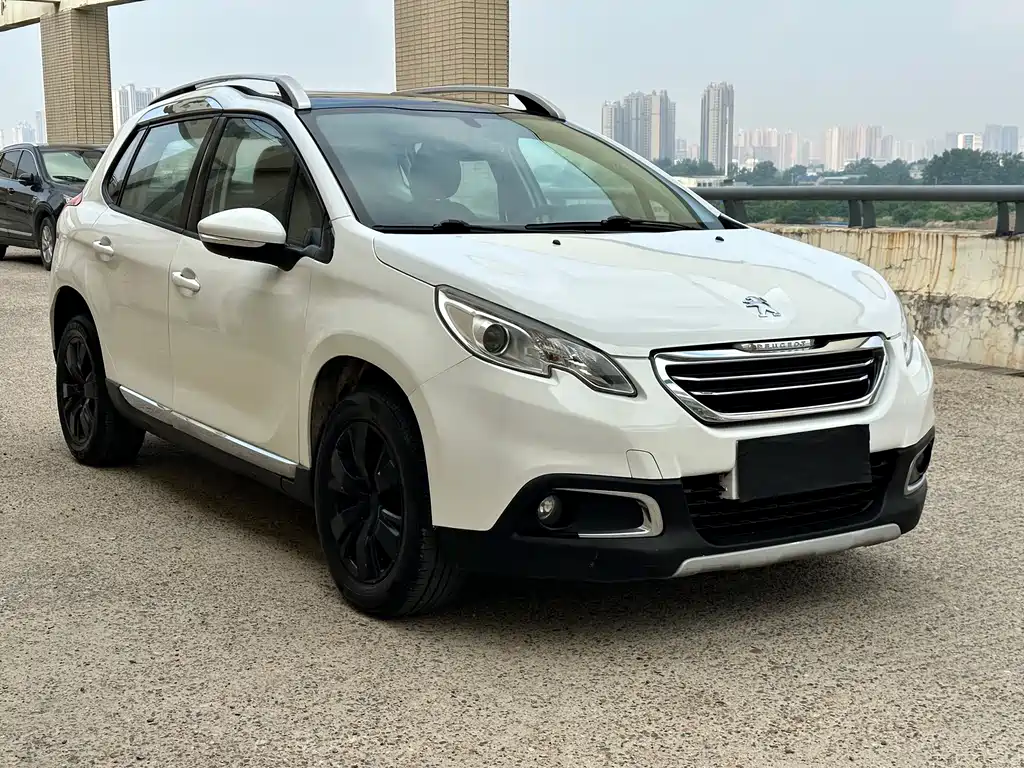 Peugeot 2008 2014 model 1.6L manual Fashion Edition