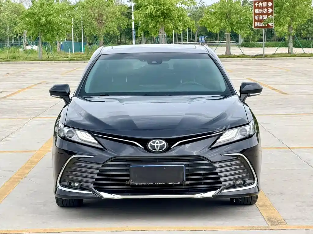 Camry 2023 2.0G Luxury Edition