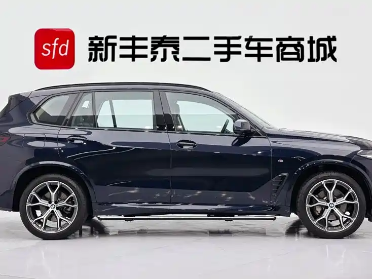 BMW X5 2023 xDrive 30Li M Sport Night Package尊享型