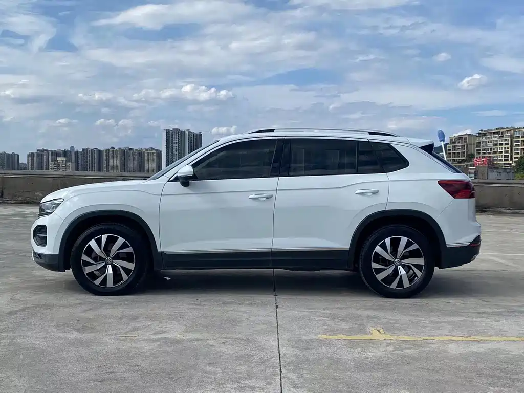 Tayron 2020 330TSI Two Drive Luxury Smart Connect Edition