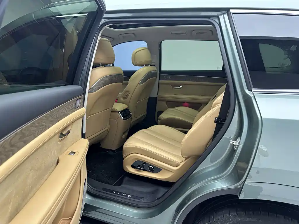 Askun M7 2022 Edition 1.5T Rear-wheel Drive Comfort Version