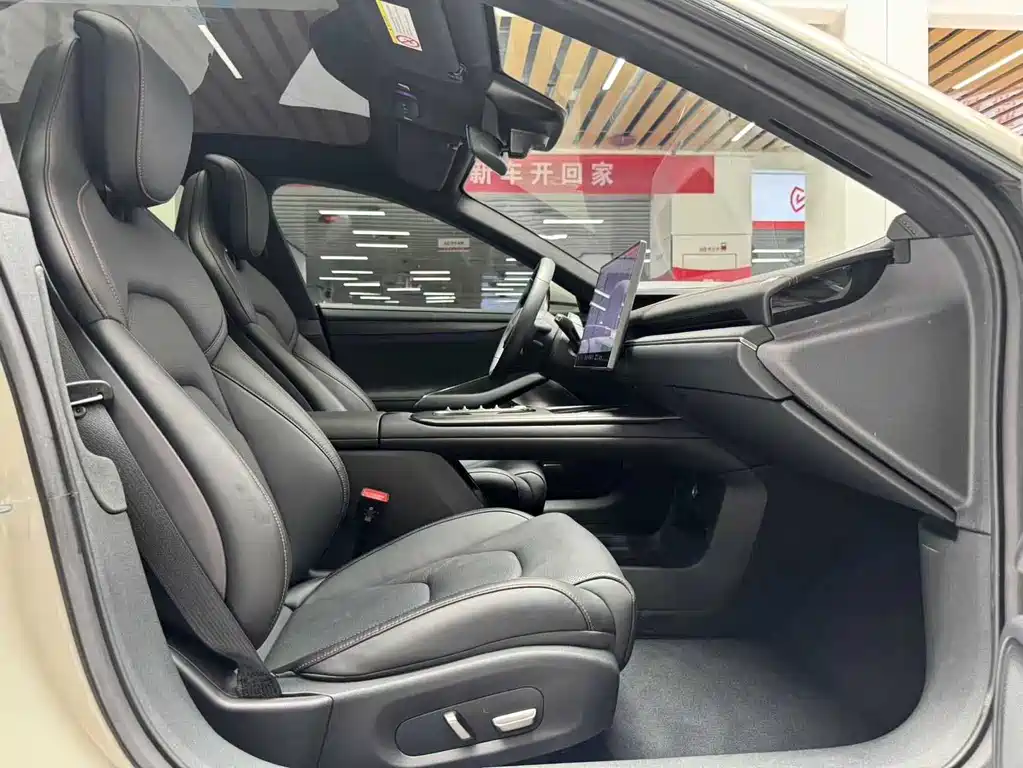 Xiaomi SU7 2024 Edition Four-Wheel Drive Ultra-Long Range High-End Smart Driving Max Version