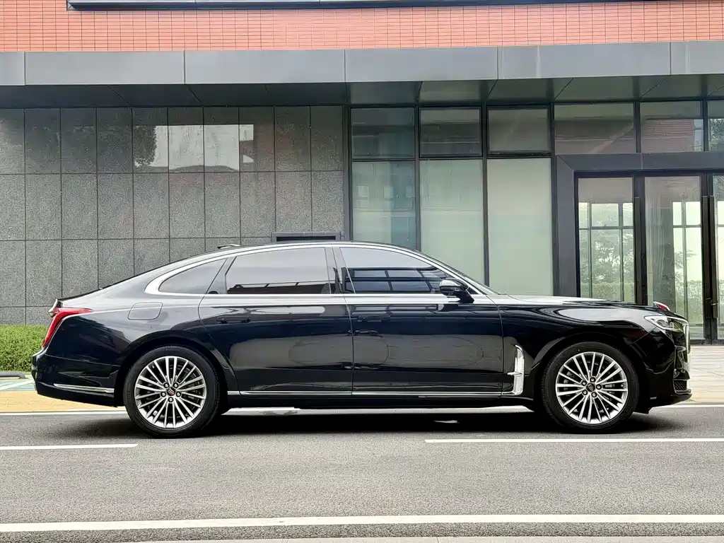 Hongqi H9 2022 Model 2.0T ZhiLian QiXiang Edition