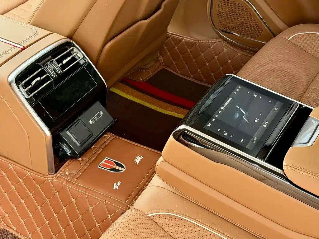 Hongqi H9 2022 Model 2.0T ZhiLian QiXiang Edition