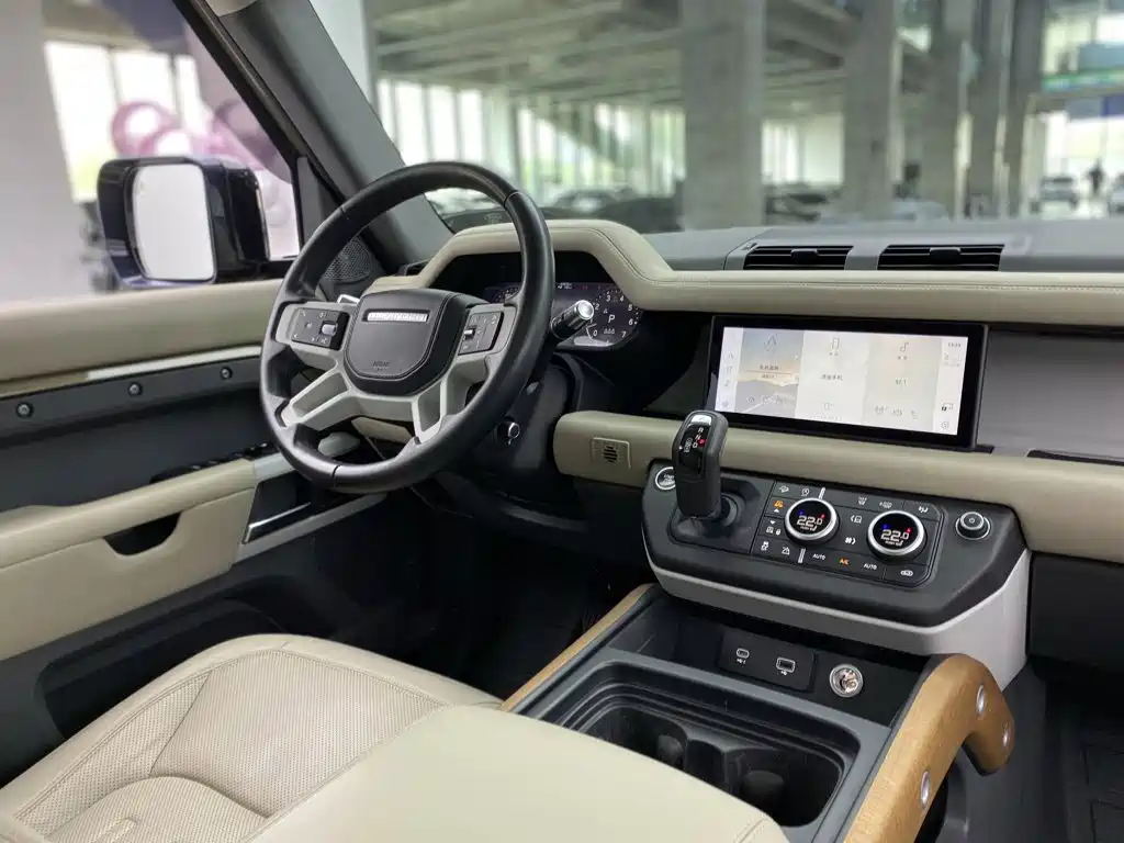 Land Rover Defender 2020 110 P400 HSE